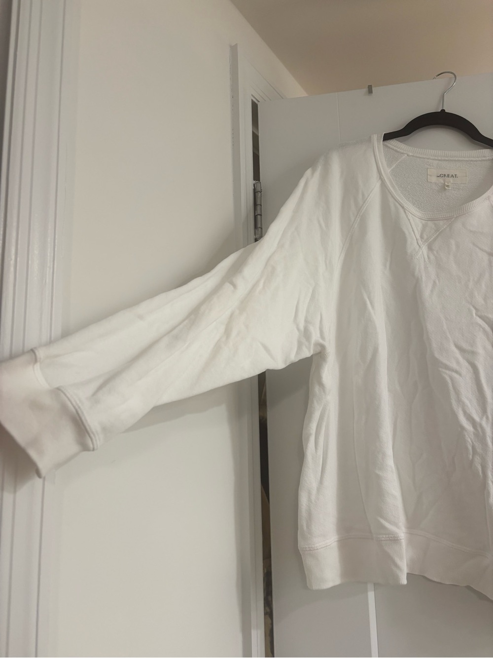 THE GREAT. white lightweight crewneck sweatshirt - Picture 3 of 4
